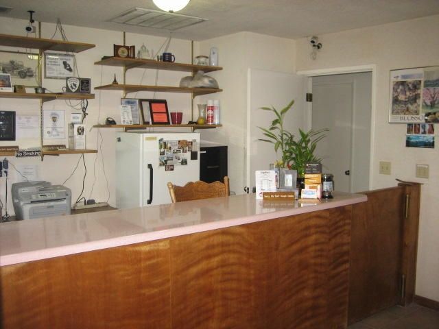 Edge Water Inn Reedley Interno foto
