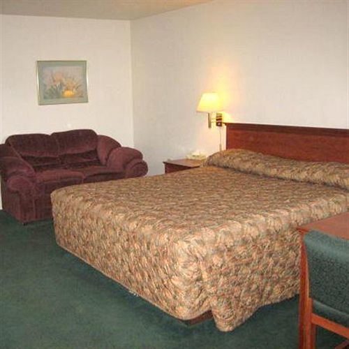 Edge Water Inn Reedley Esterno foto