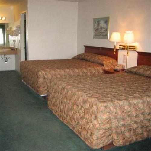 Edge Water Inn Reedley Camera foto